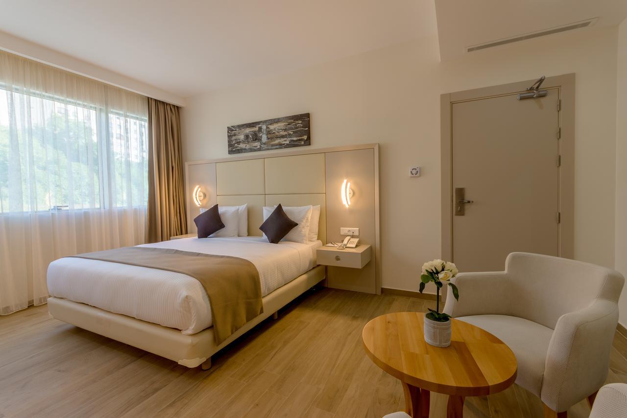 Hotel Sidi Yahia Algiers Exterior photo